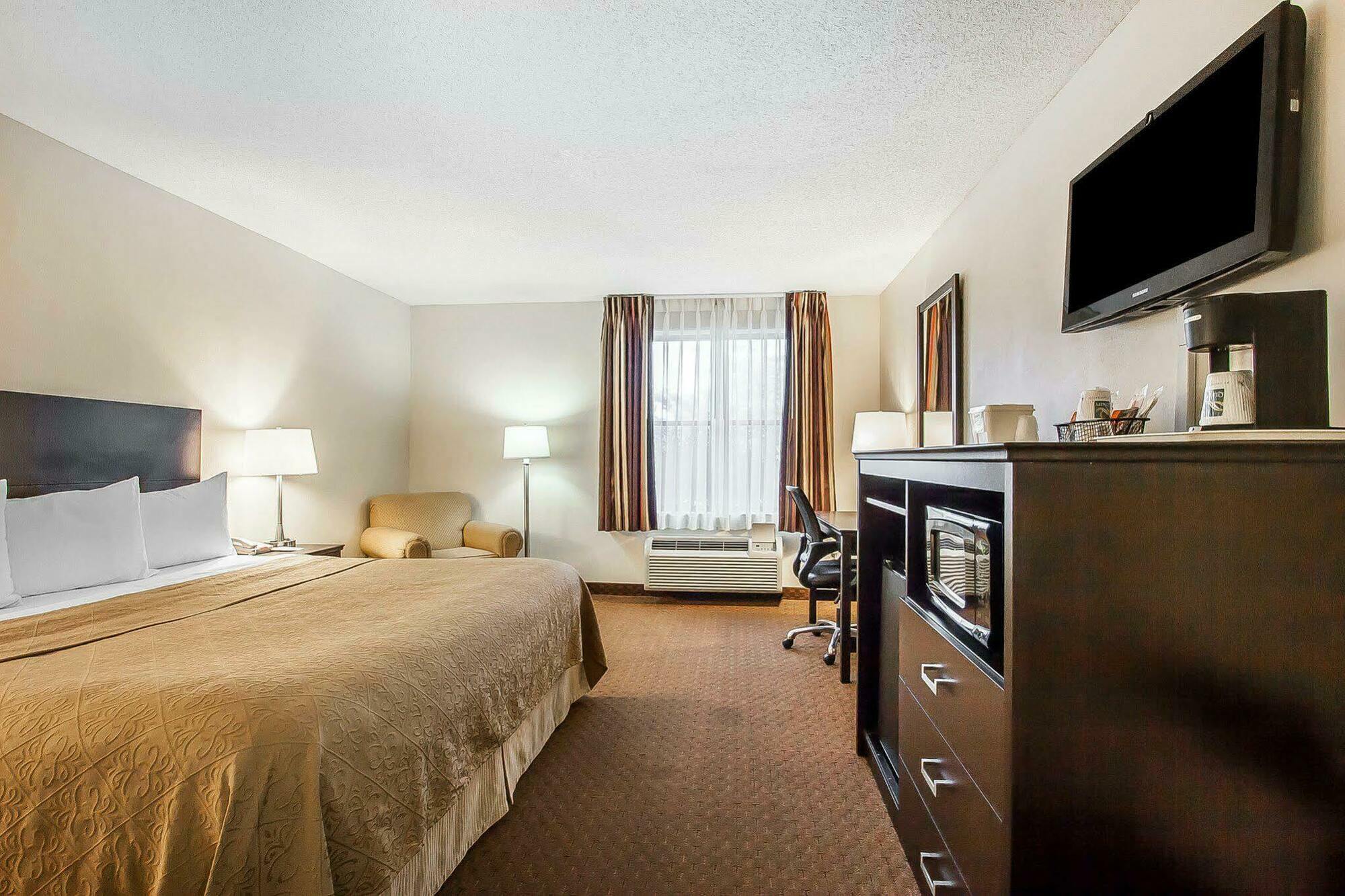 Quality Inn Murfreesboro-University Area Ngoại thất bức ảnh